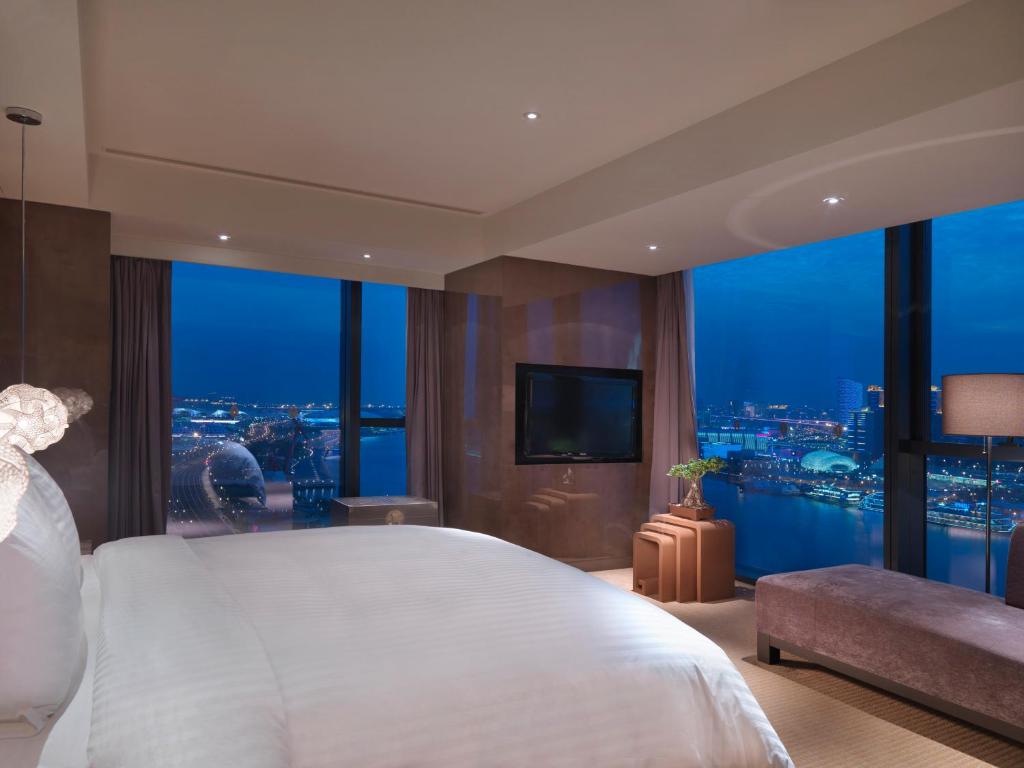 Двухместный (Номер Intercontinental с великолепным видом), InterContinental Shanghai Expo
