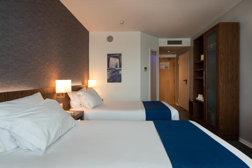 Двухместный (Двухместный номер с 2 отдельными кроватями), Holiday Inn Express Lisbon Airport