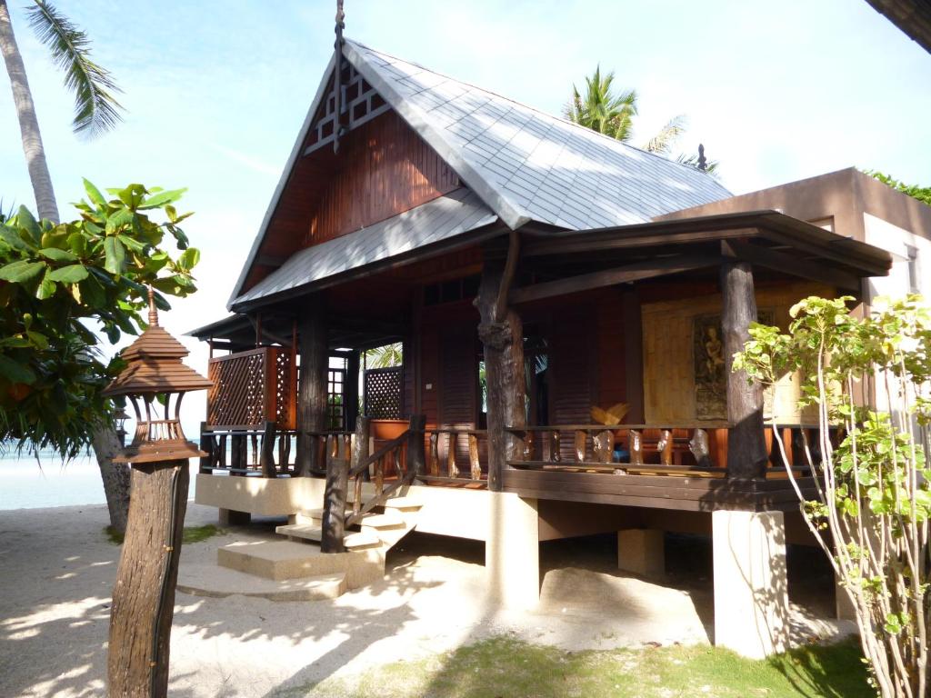 Dewshore Resort photo 2