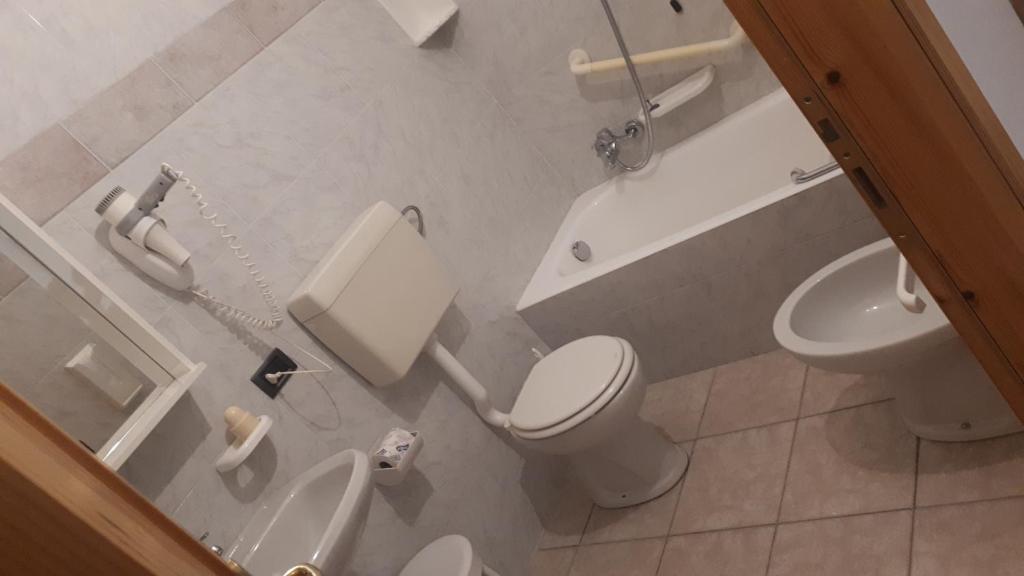 Albergo Legazzuolo Montecampione photo 4