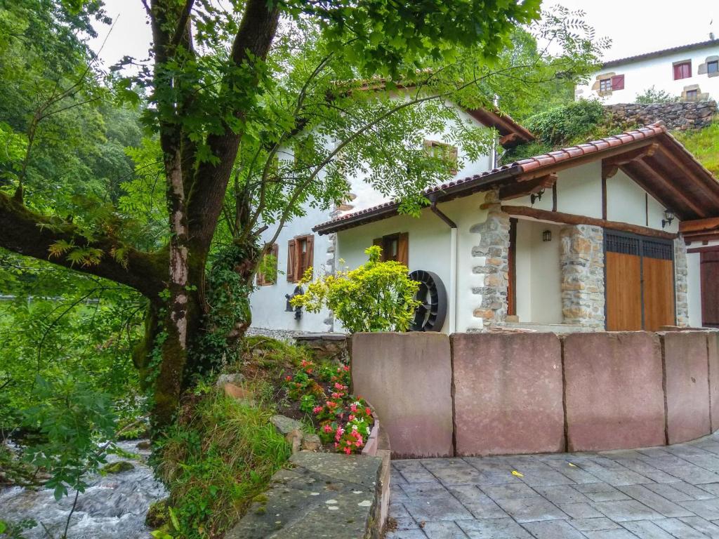 Holiday Home Uxaneko-errota by Interhome photo 4