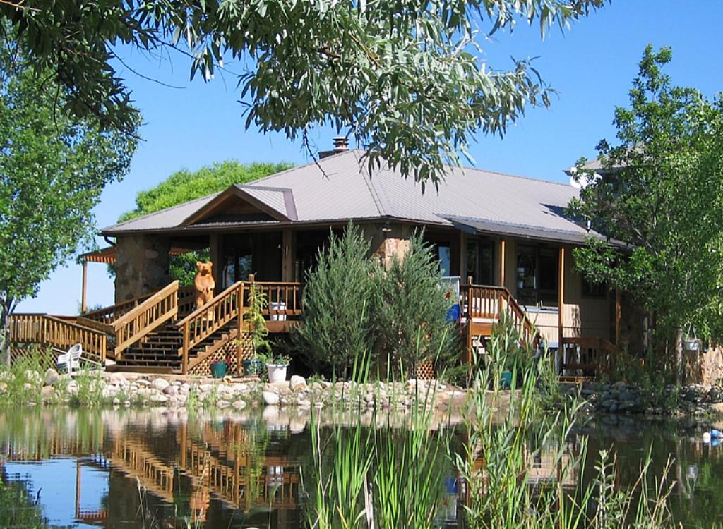 Starry Nights Ranch Bed & Breakfast image