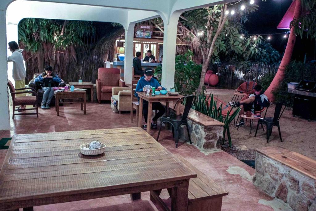 Todos Santos Hostel super fast and stable satellite wifi photo 1