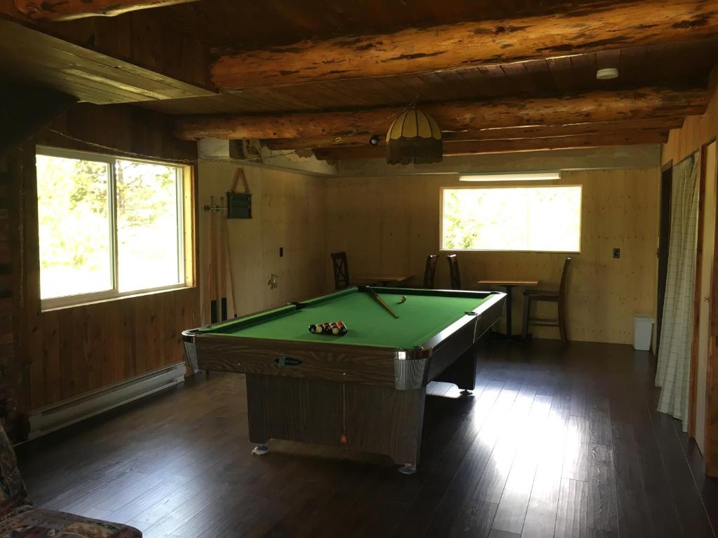 Ruth Lake Lodge Resort photo 4