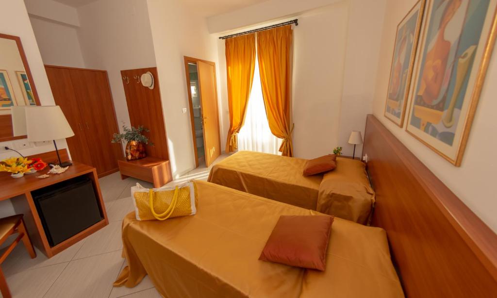 Hotel Solaria photo 2