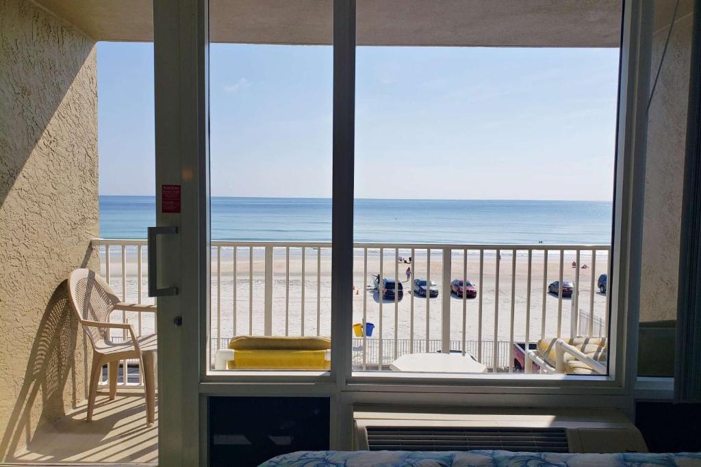 Pirates Cove Condo Unit #227 photo 3