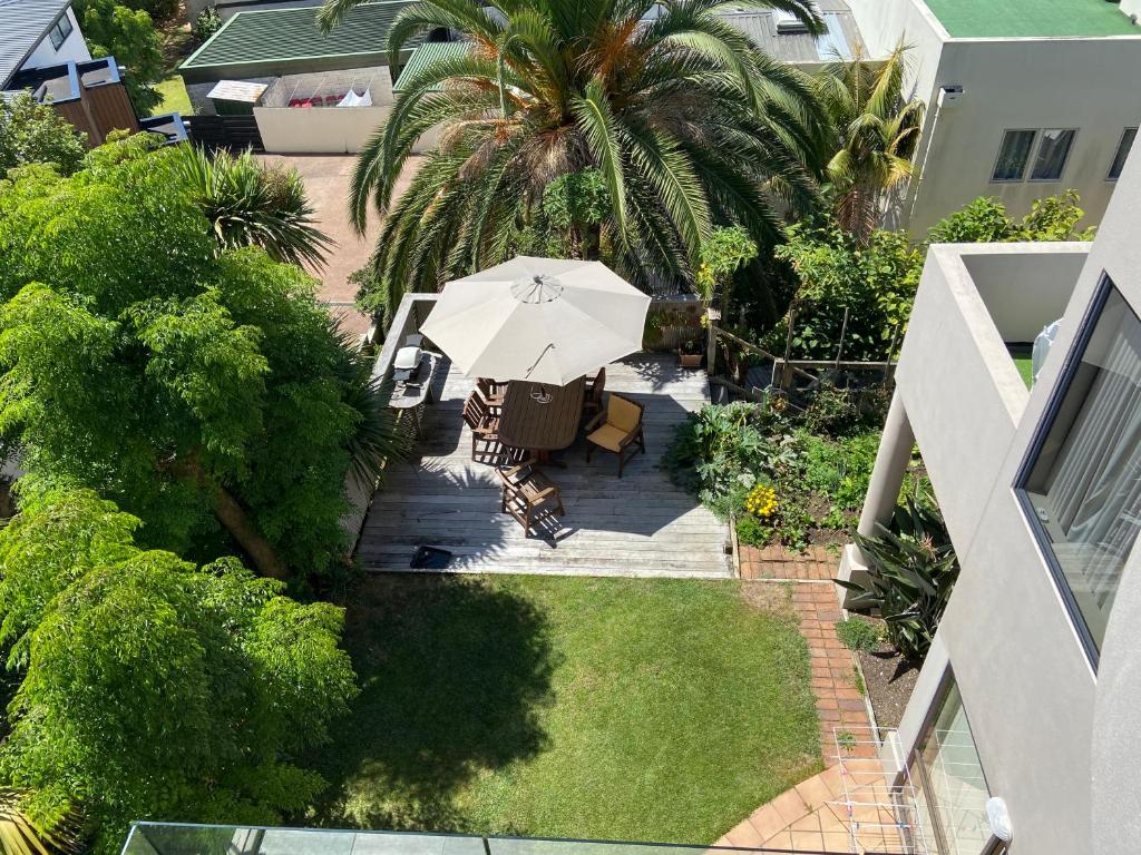 Palm Garden Apartment photo 1