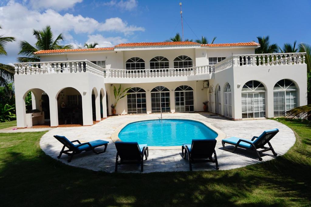 Baoba Breeze Bed & Breakfast- beachfront paradise photo 1