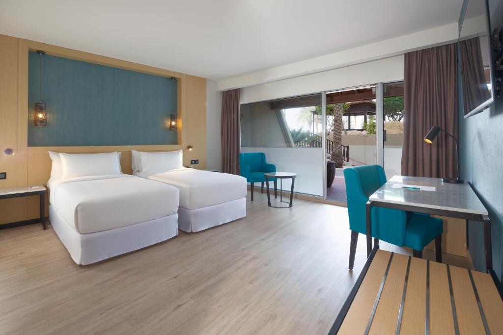 Двухместный (Кабана для 1 взрослого - Одноместное размещение), Отель Grand Hotel Sharjah