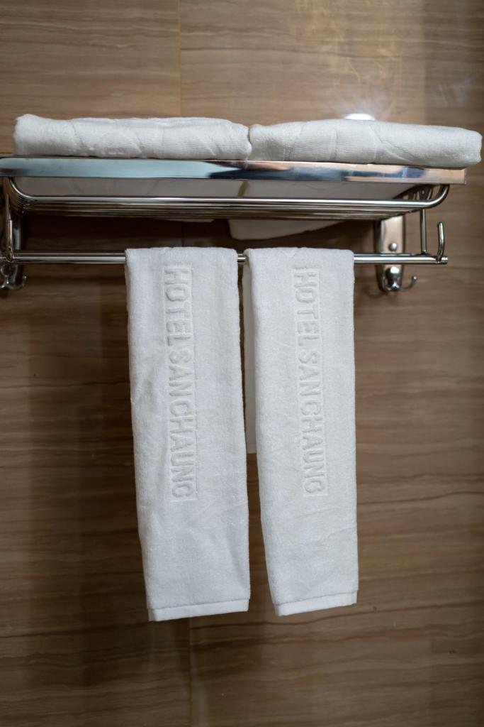 Hotel Sanchaung photo 3