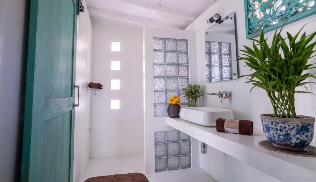 Your Dream Bungalow - Mirissa photo 2