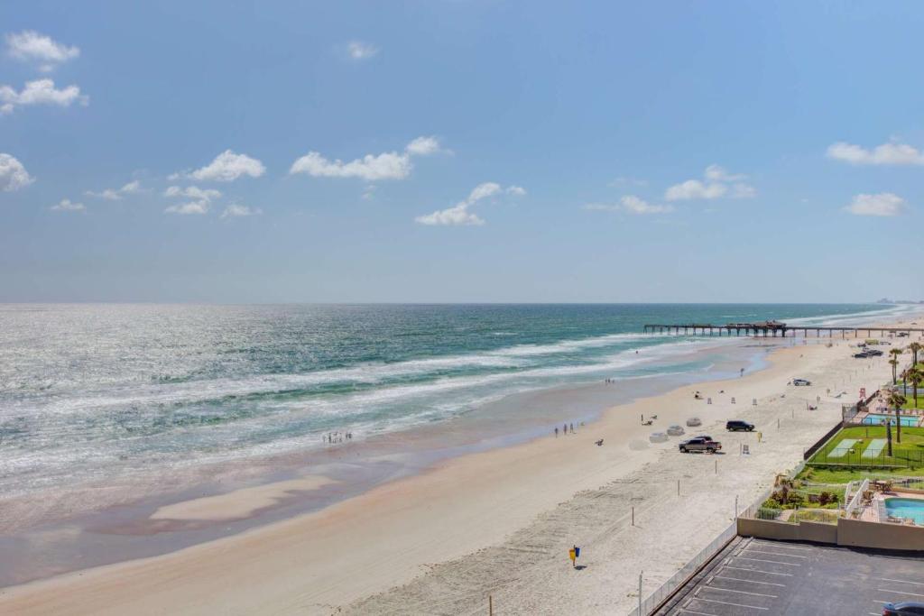 Pirates Cove Condo Unit #706 photo 2