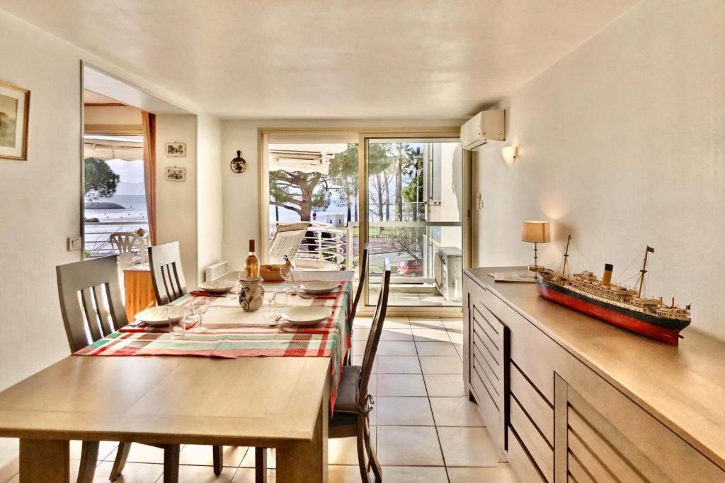 Apartment 2 bedroom Bijou Plage Cannes Croisette photo 2