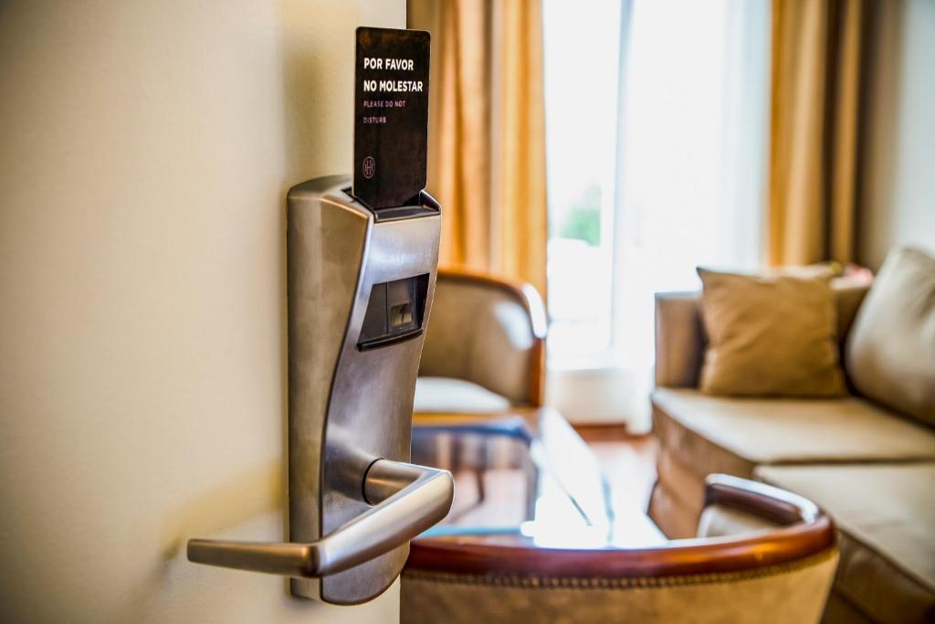 Huentala Hotel photo 4