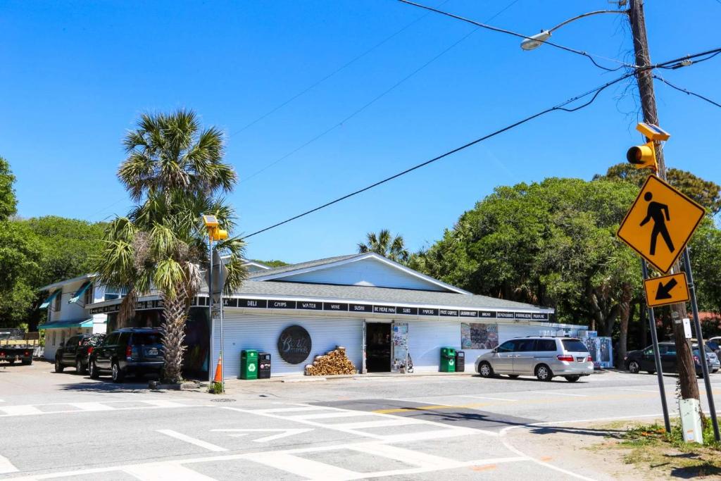 Shell Station House photo 2