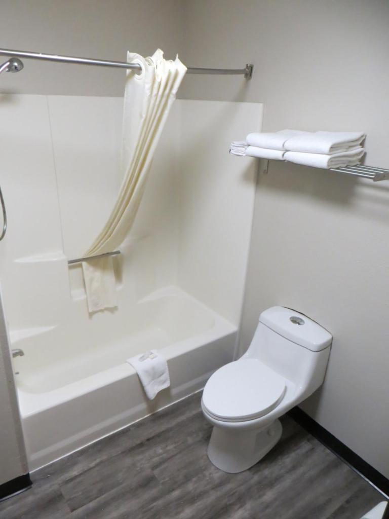 Boulder Twin Lakes Inn photo 2