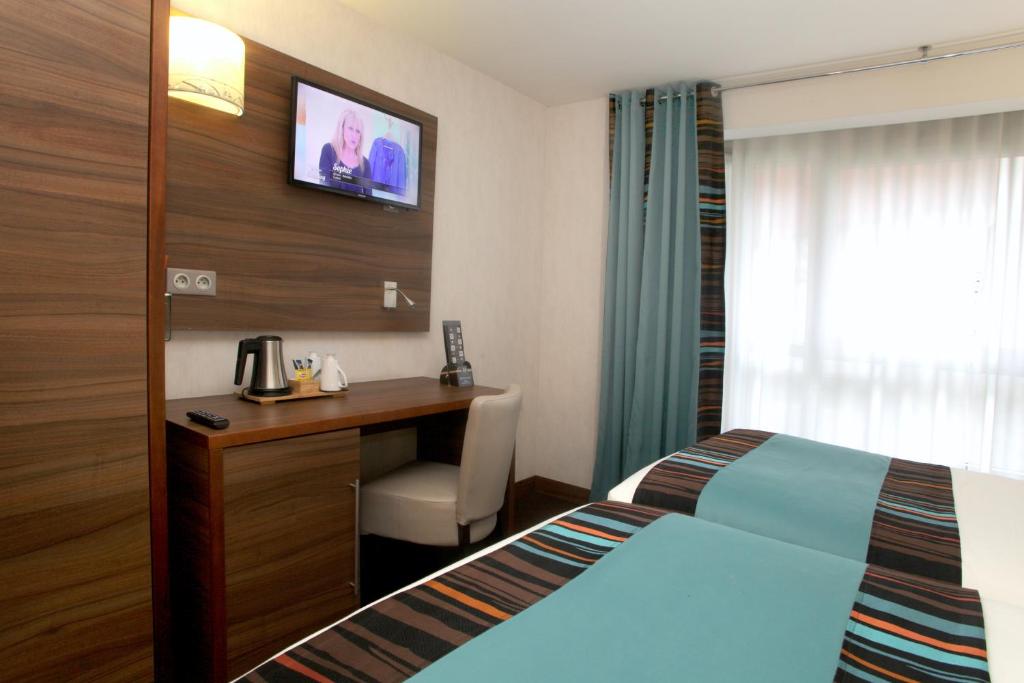 Двухместный (Двухместный номер с 2 отдельными кроватями), Holiday Inn Paris Montmartre