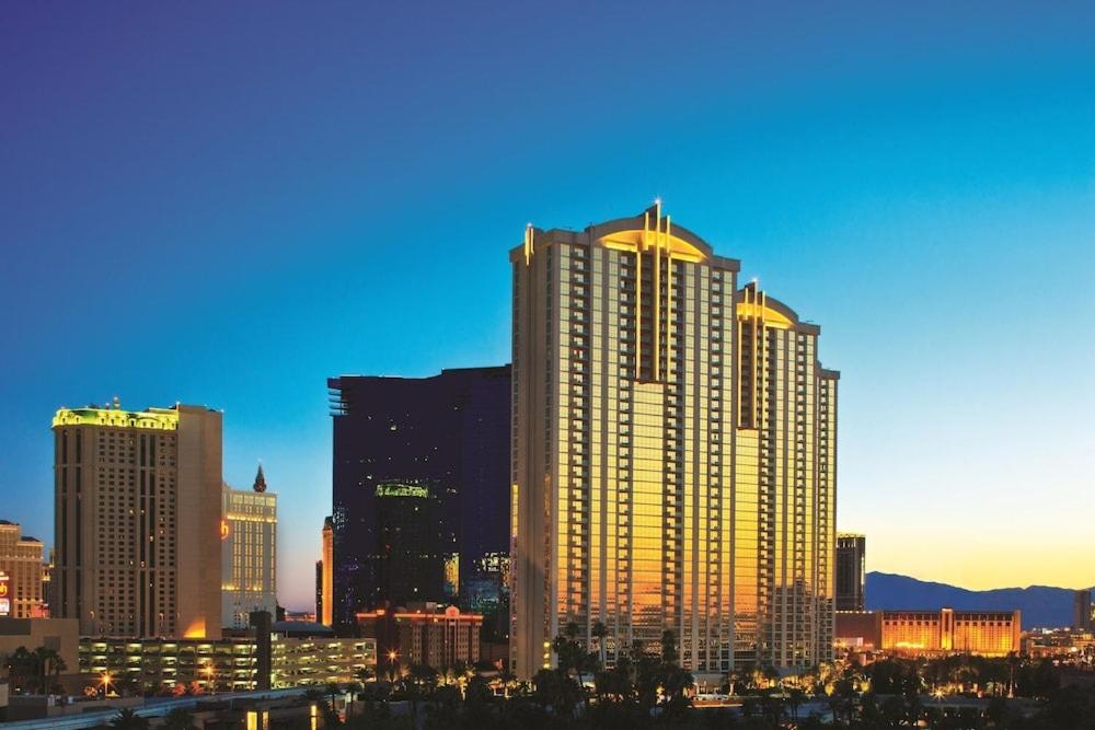 The Signature at MGM Grand (All Suites) image