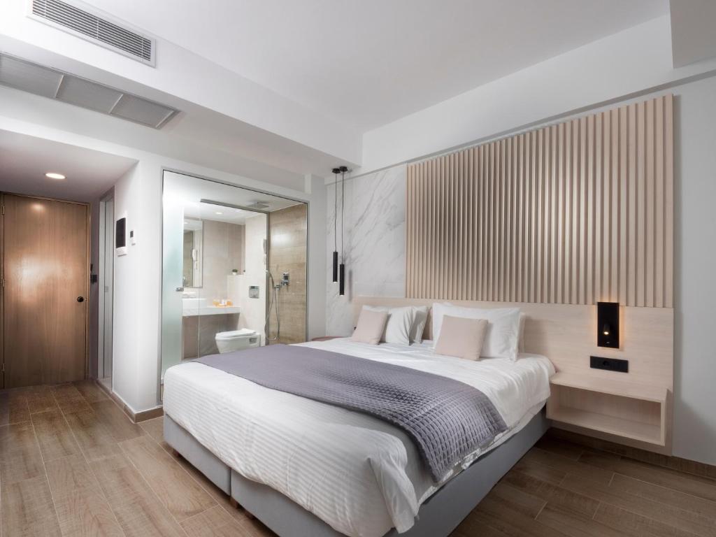 Двухместный (Двухместный номер Делюкс с 1 кроватью), Athena Hotel