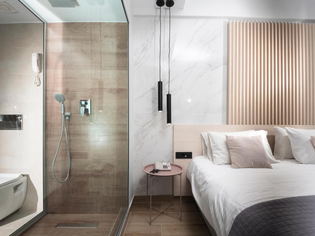 Двухместный (Двухместный номер Делюкс с 1 кроватью), Athena Hotel
