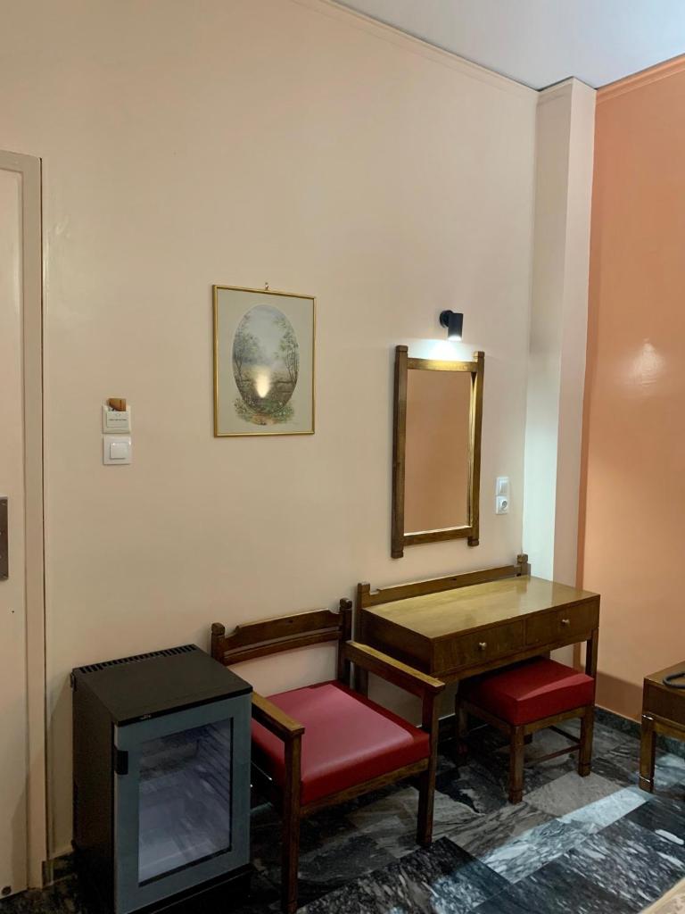 Двухместный (Обновленный двухместный номер с 1 кроватью и террасой), Hotel Cosmos