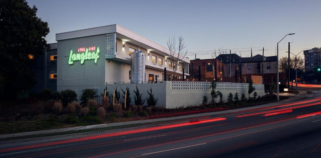 The Longleaf Hotel image