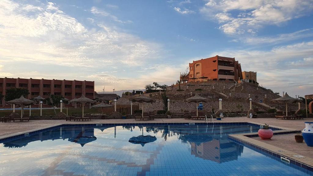 Fanar Hotel photo 1
