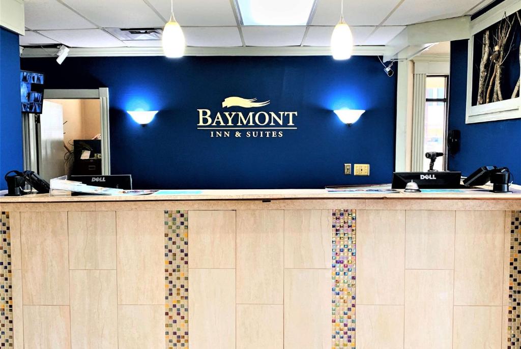 Baymont by Wyndham Front Royal Near Shenandoah National Park photo 1