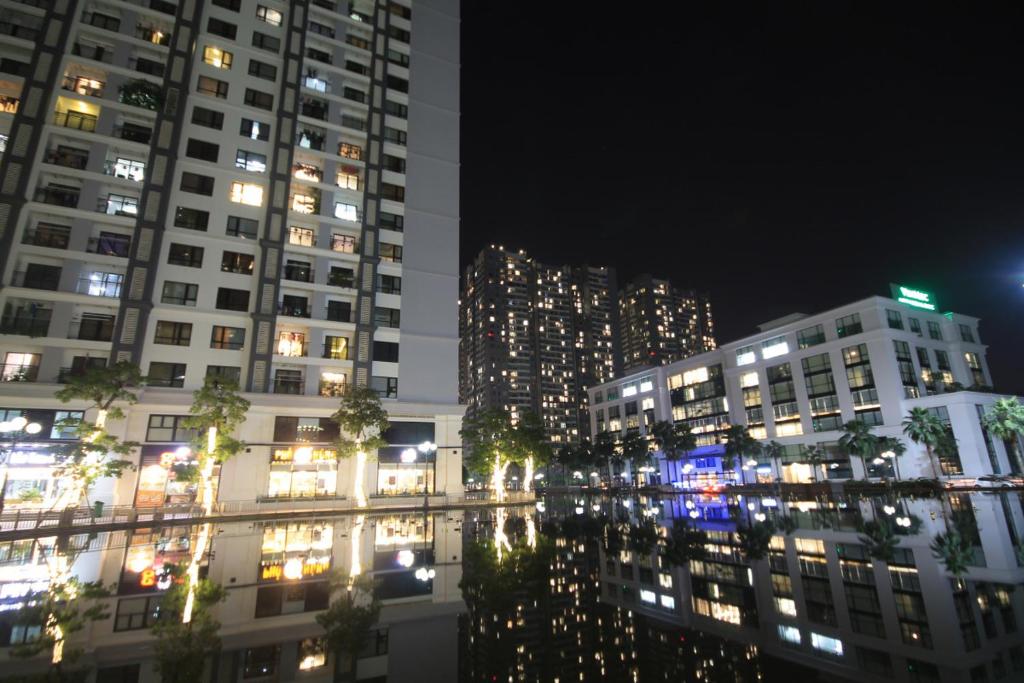 *BOM HOMESTAY* VINHOMES TIMES CITY- 1BR- COZY APT