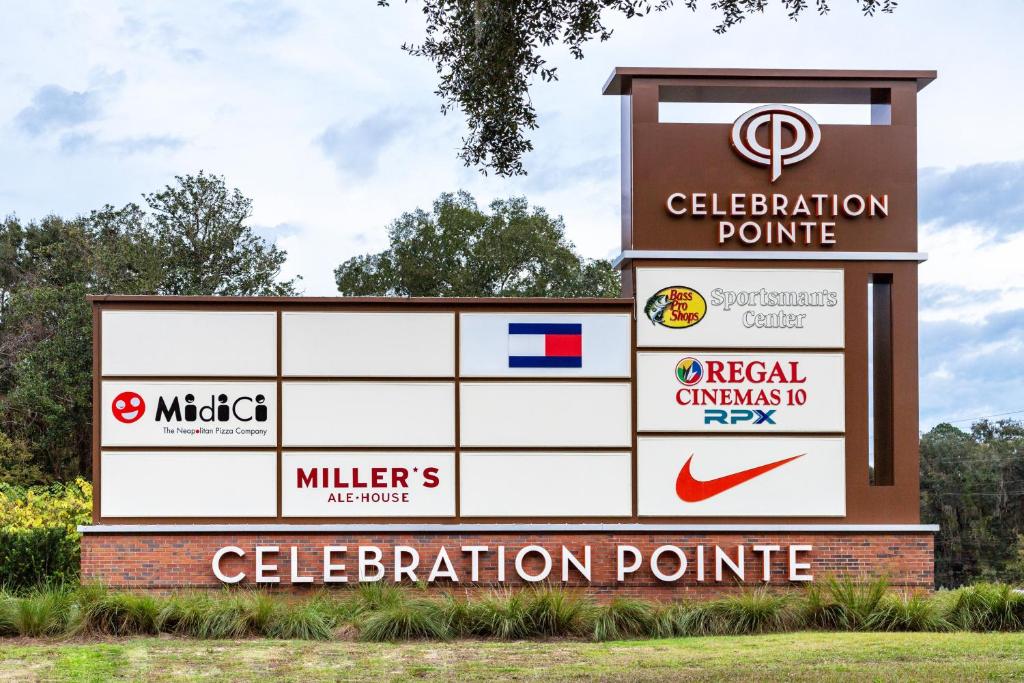 Hotel Indigo Gainesville-Celebration Pointe, an IHG Hotel photo 3