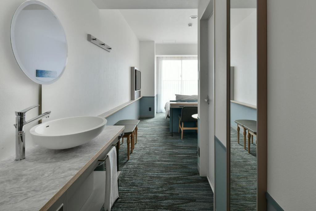 Lequ Okinawa Chatan Spa & Resort Room Type - Double Room with Ocean View