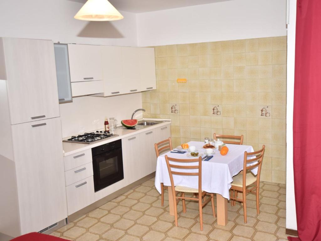 Studio Green Marine- Palme- Ismare-11 by Interhome photo 2