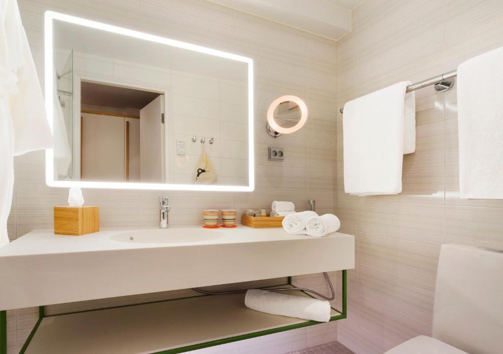 Двухместный (Номер с кроватью размера «king-size»), Hotel Indigo Helsinki-Boulevard