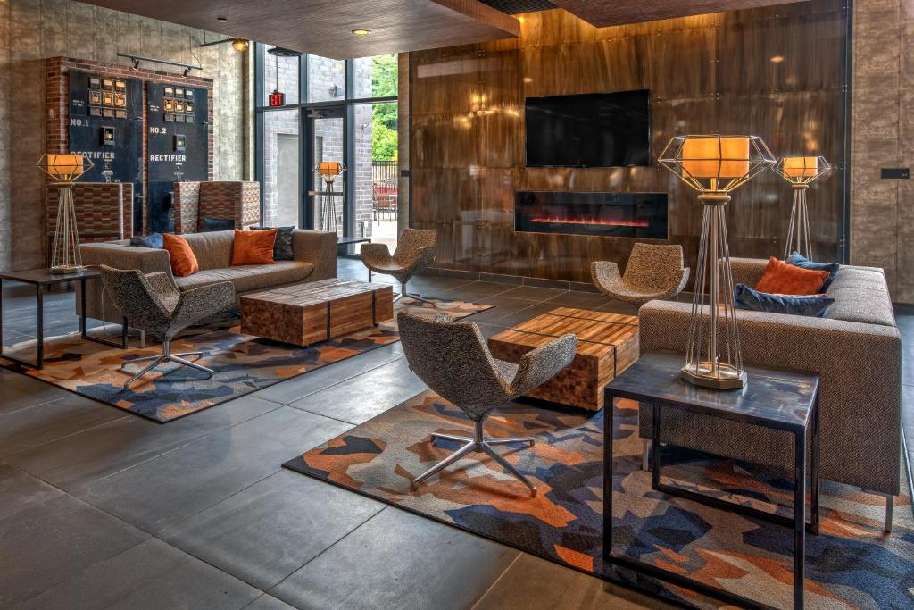 Hotel Indigo Pittsburgh University-Oakland, an IHG Hotel image