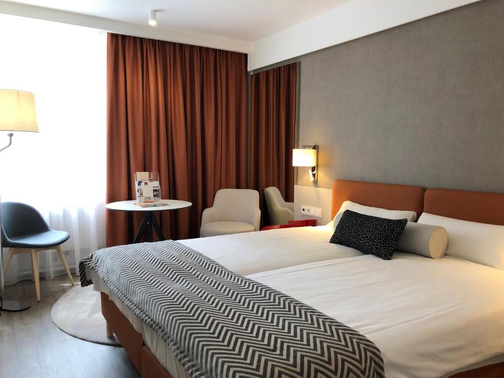 Двухместный (Улучшенный двухместный номер с 1 кроватью), Hotel Erzsébet City Center