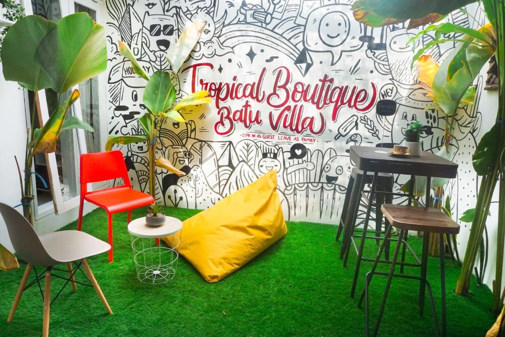 Tropical Boutique Batu Villa, Near Museum Angkut photo 4