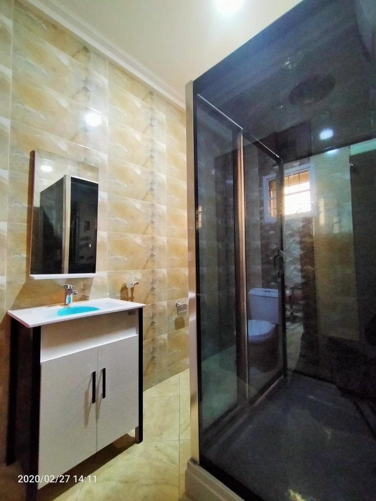 Alim Royal Hotel and Suite photo 2