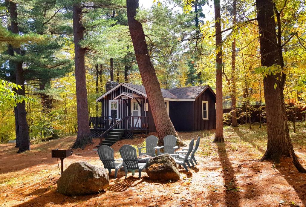 The Wilderness Inn: Chalets photo 1