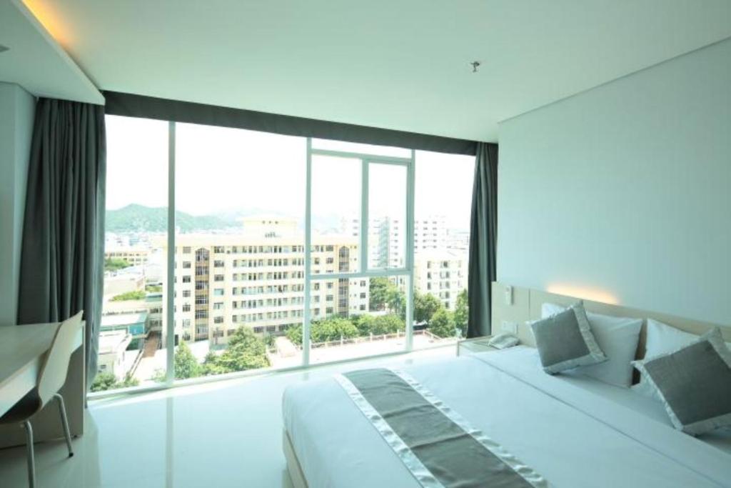 Двухместный (Двухместный номер Делюкс с 1 кроватью), Tristar Hotel