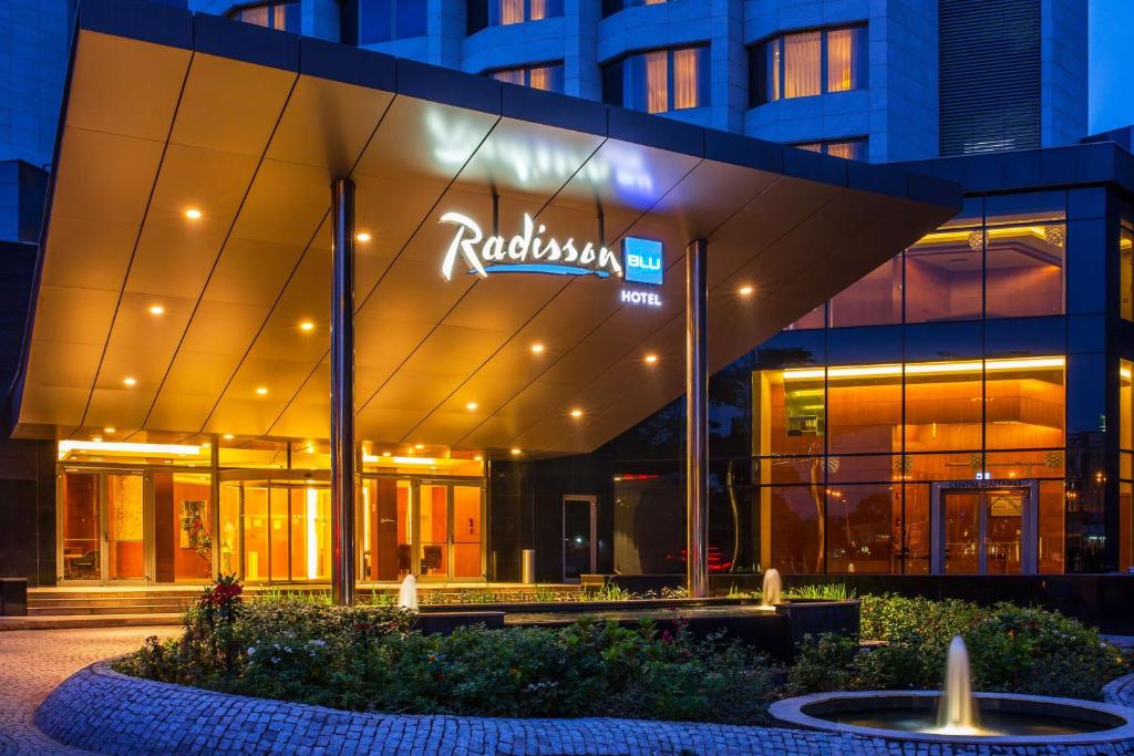 Radisson Blu M'Bamou Palace Hotel, Brazzaville photo 1