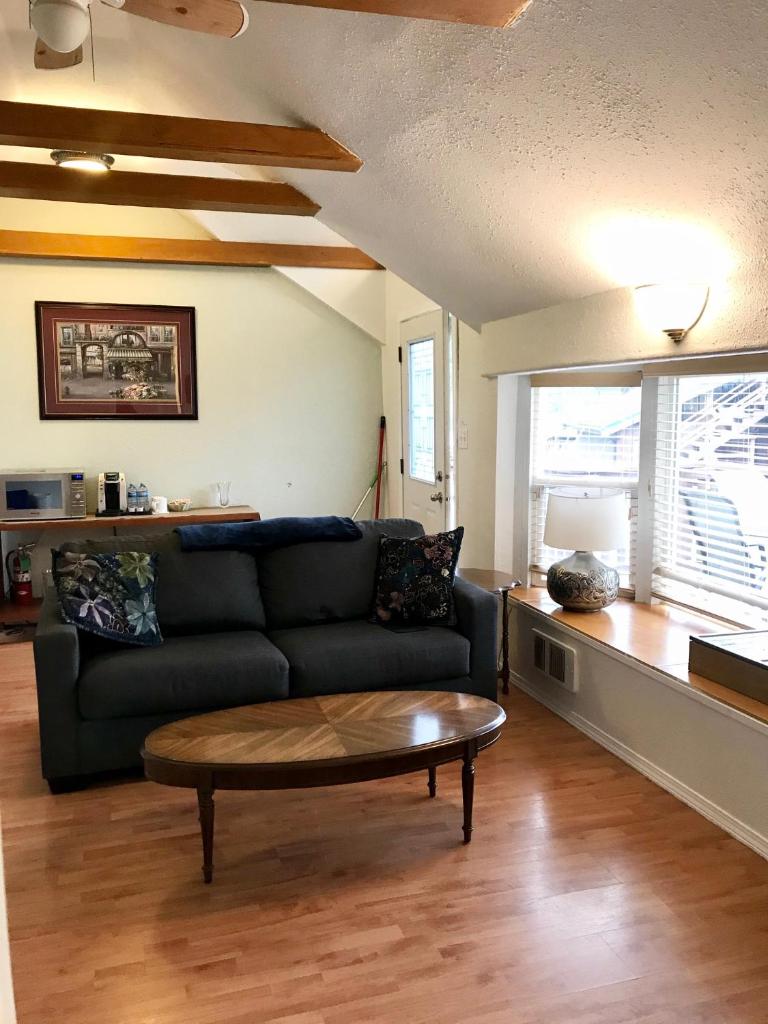 The Surf Lodge and Pub photo 1