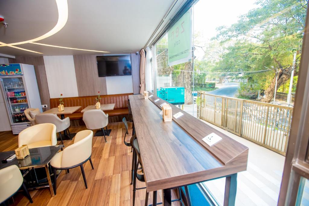 Prestige Residences at Golden Valley by Grand United Hospitality photo 3