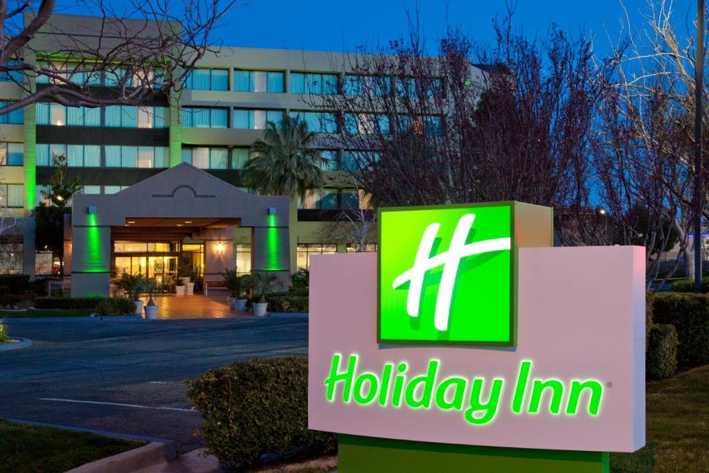 Holiday Inn Palmdale-Lancaster, an IHG Hotel image