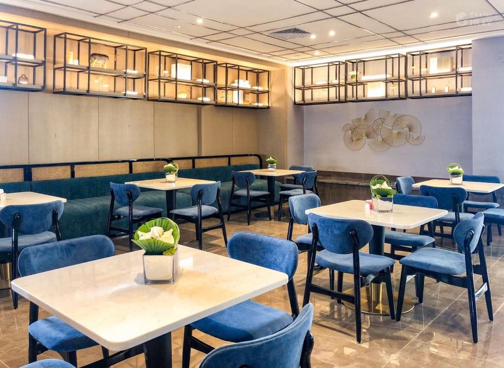 Metropolo Jingjiang Hotels- JiangNan market ShuangLong business center - Offer Shuttle Bus to Canton Fair Exhibition Hall photo 3