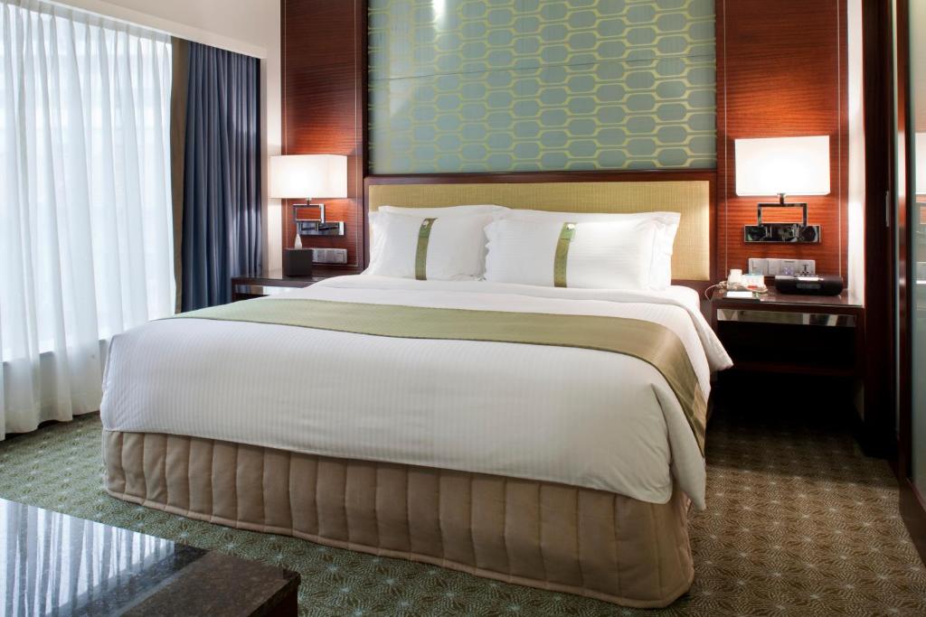 Сьюит (Суперлюкс), Holiday Inn Singapore Orchard City Centre
