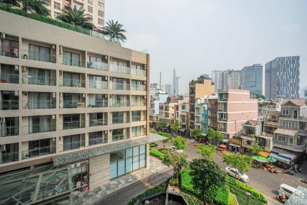 Студио (Номер-студио с балконом), MILLENIUM SAIGON RIVERSIDE with BITEXCO VIEW