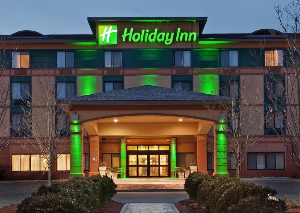 Holiday Inn Manchester Airport, an IHG Hotel image