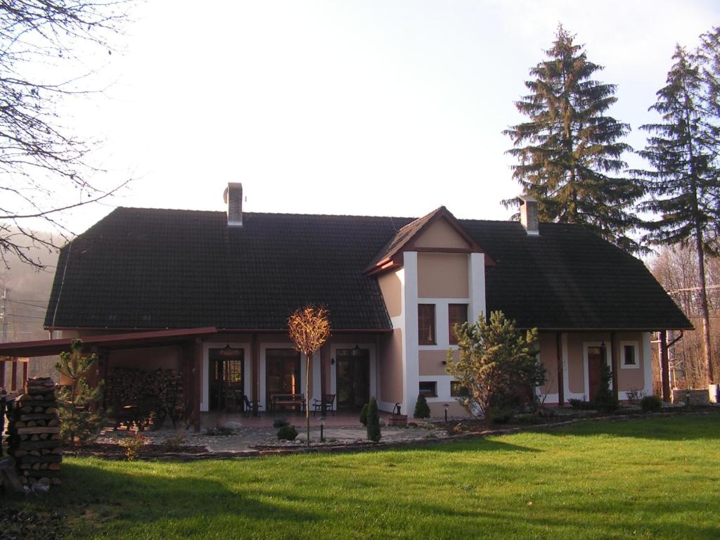 Stará Škola photo 1