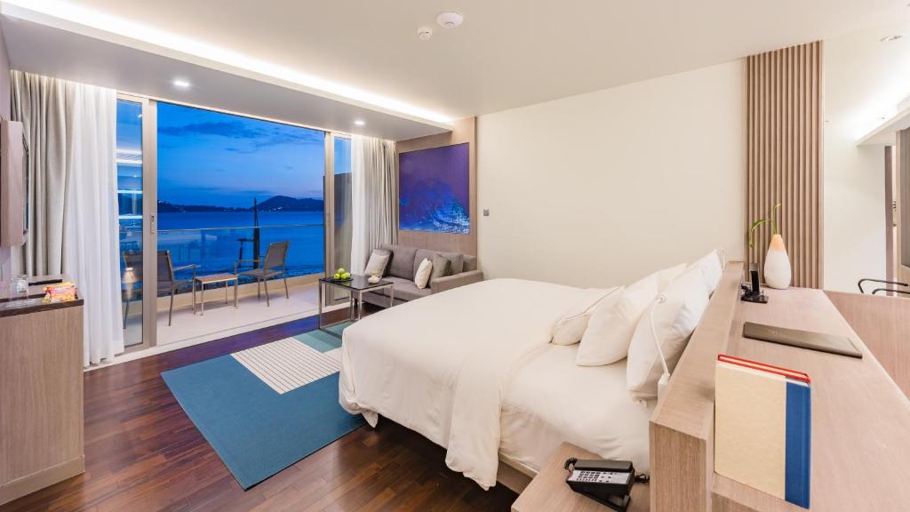 Сьюит (Люкс «Гранд» с видом на океан), Oceanfront Beach Resort and Spa