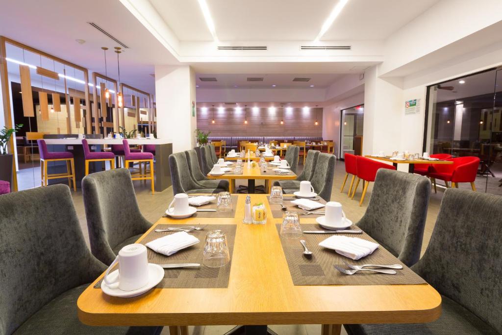 Holiday Inn San Salvador, an IHG Hotel photo 4